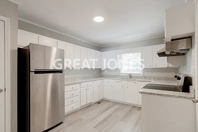 142 Briardale Ave, Warner Robins, GA 31093 - photo 6