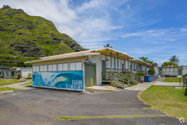 Join our close-knit learning community at Kaaawa Elementary School.