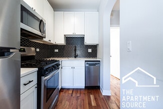 665 W Wrightwood Ave, Chicago, IL 60614