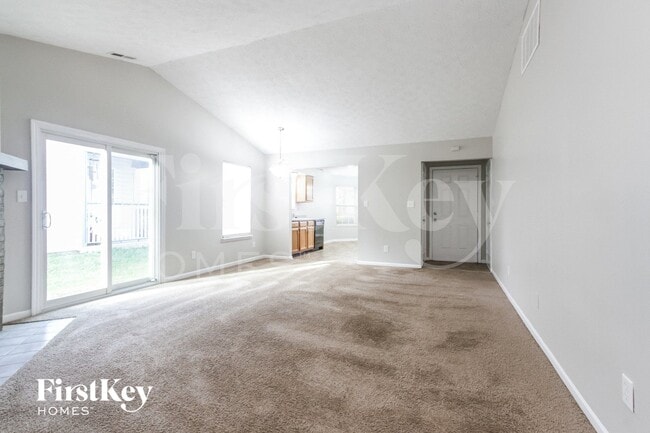 6412 Perry Pines Ct, Indianapolis, IN 46237 - photo 4