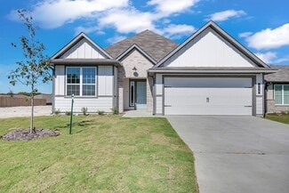 310 University Ave, Troy, TX 76579