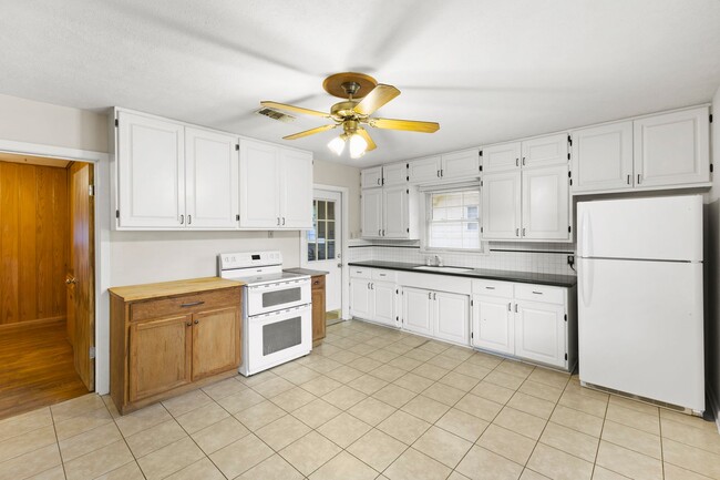 510 Brooks Ave, College Station, TX 77840 - photo 7