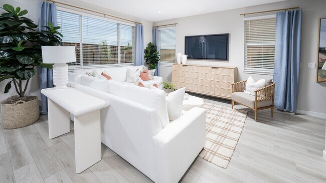 12601 Brokenfork Ave, Rancho Cordova, CA 95742 - photo 4