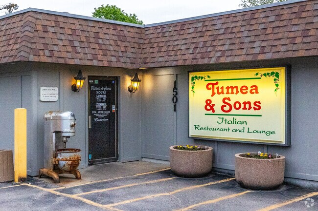 Tumea & Sons prides itself on old-school, homemade Italian food run by generations of family.