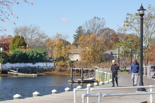 Baldwin offers several areas where you can take a nice walk along the canals.