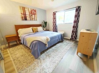 217 Village Ln, Greensboro, NC 27409