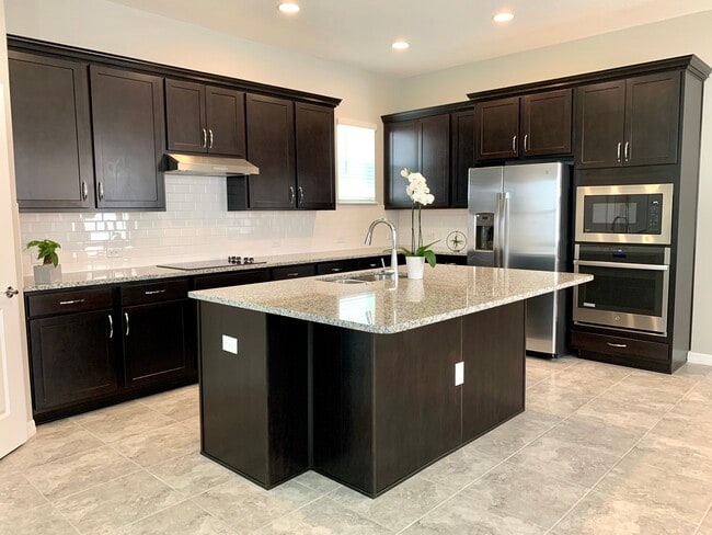 16066 Micelli Dr, Winter Garden, FL 34787 - photo 2