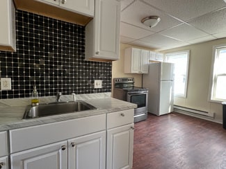 42 Houghton St Unit 2, Worcester, MA 01604