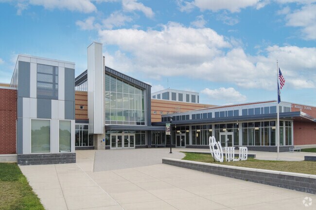 Willard Middle School offers a quality education to children living near Antioch neighborhood.