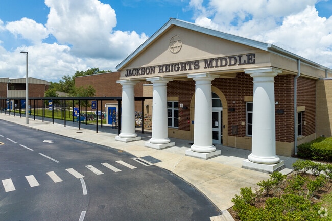 Jackson Heights Middle School is a highly rated Seminole County Public School in Oviedo.