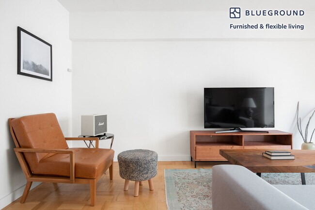 300 E 51st St unit FL19-ID534, New York, NY 10022 - photo 4