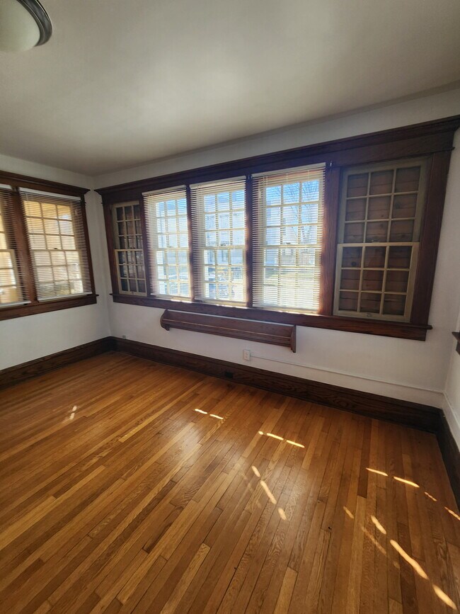 222 N 5th St unit 222 N 5th St, Newark, OH 43055 - photo 4