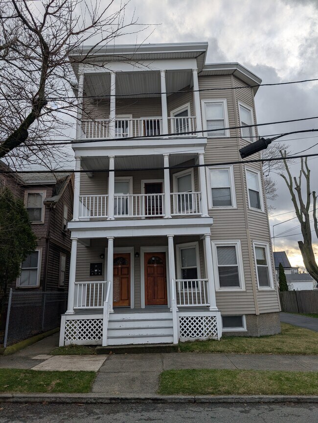 12 Michigan Ave Unit 12 Michigan Ave Lynn #2, Lynn, MA 01902