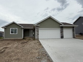 1211 NW Jackson Dr, Ankeny, IA 50023