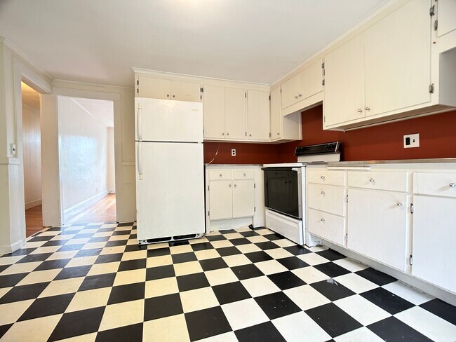 199 Mount Auburn St unit 1, Cambridge, MA 02138 - photo 2