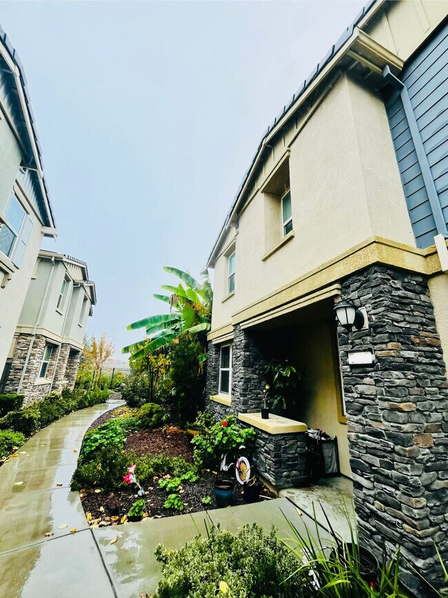 2617 Alliston Loop, Dublin, CA 94568 - photo 2