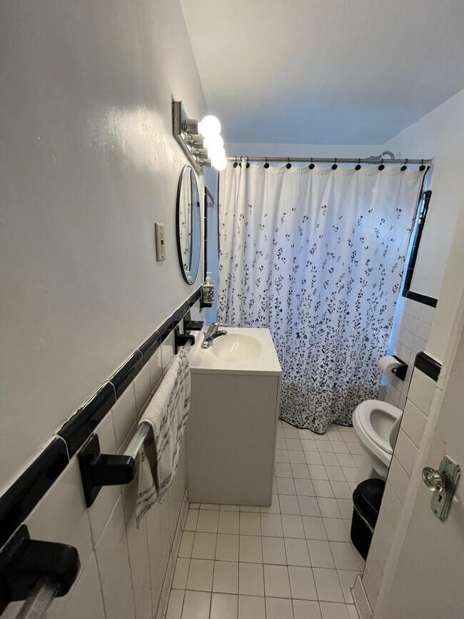 708 S Arlington Mill Dr unit 204, Arlington, VA 22204 - photo 4