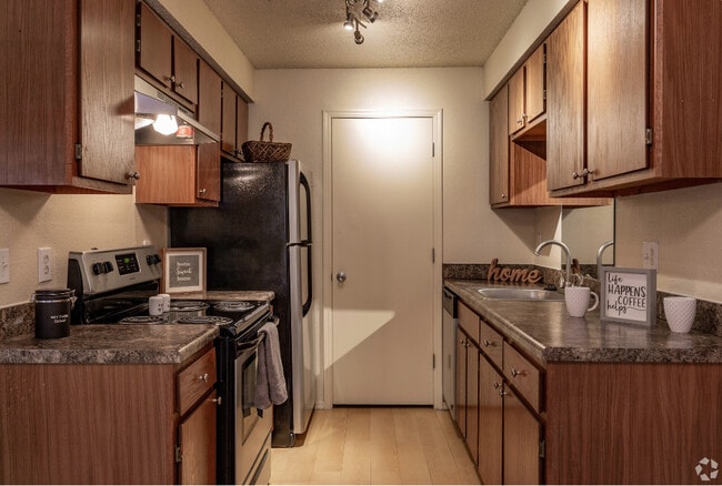 Pepper Tree Condominiums, Tulsa, OK 74136 - photo 6