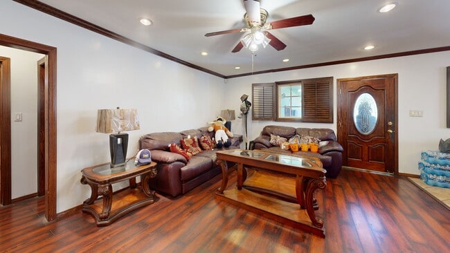 2930 W Florence Ave, Los Angeles, CA 90043 - photo 2