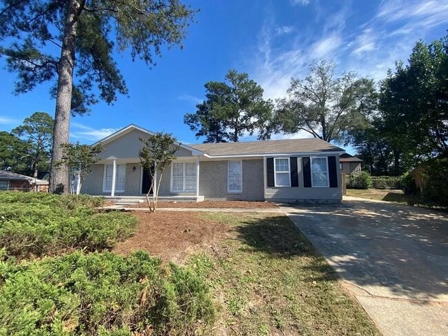 134 Sycamore Ct, Columbus, GA 31906 - photo 2