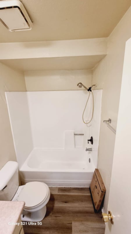 38652 11th St E Unit 2, Palmdale, CA 93550