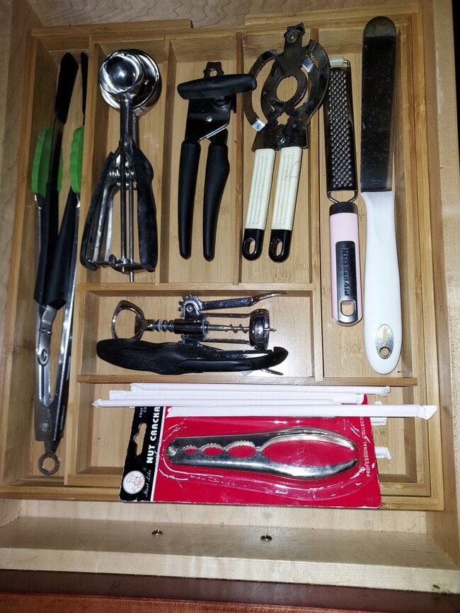 44 Winchester Ave unit 1st floor furnished, New Haven, CT 06511 - photo 2