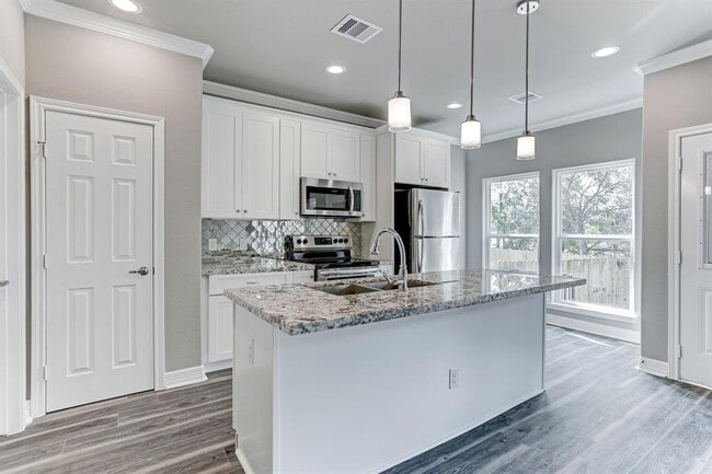 3128 Coal St unit A, Houston, TX 77026 - photo 3