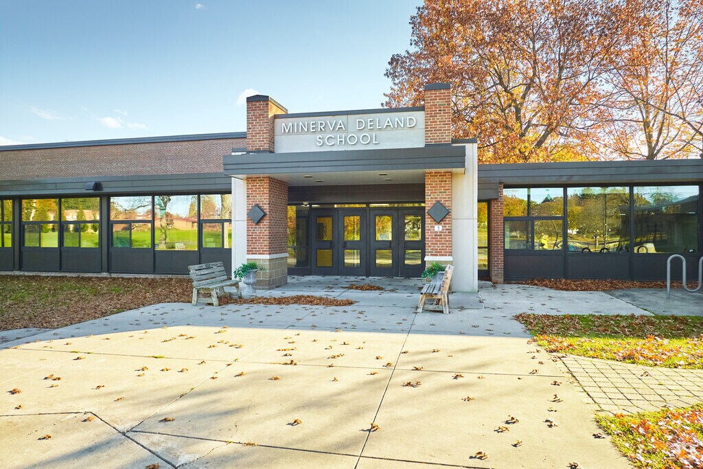 Minerva Deland School, Fairport NY Rankings & Reviews