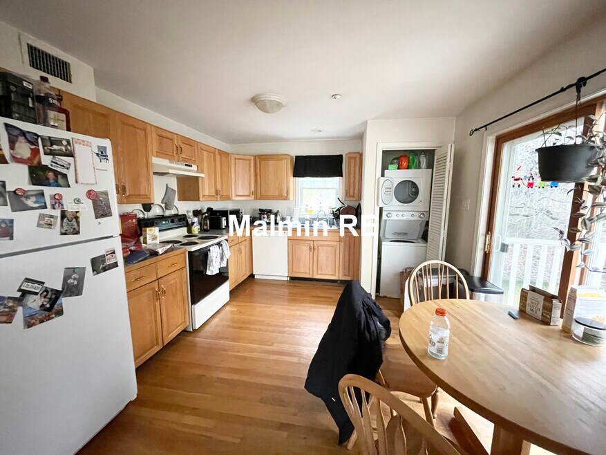 62 Hillside St unit 2, Roxbury Crossing, MA 02120 - photo 1