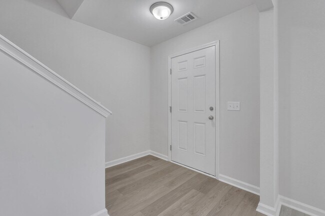 104 Long S unit 38120272, Brunswick, GA 31523 - photo 4