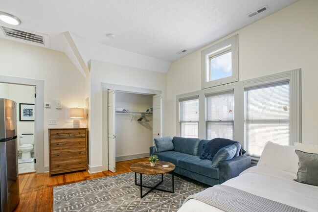 1848 E 89th St unit ID1061085P, Cleveland, OH 44106 - photo 3