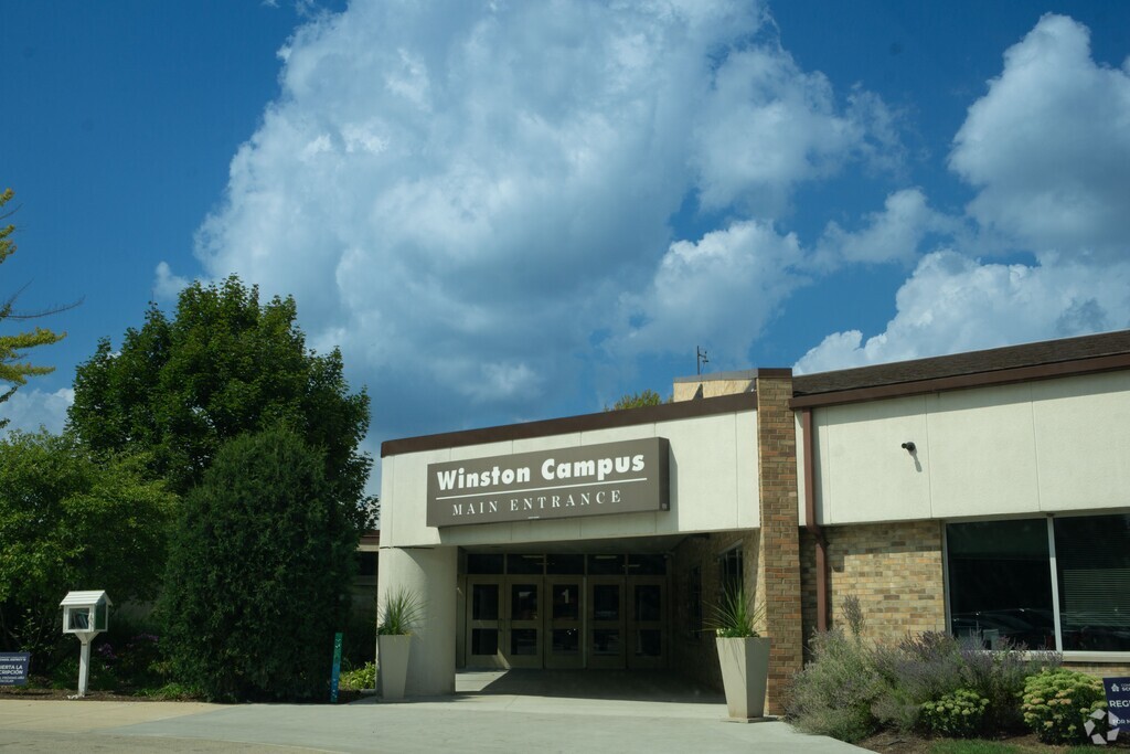 Welcome to Winston Campus Elementary School in Winston Park Northwest.