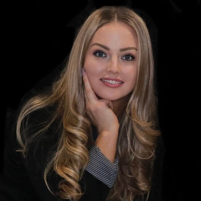 Karen Moore