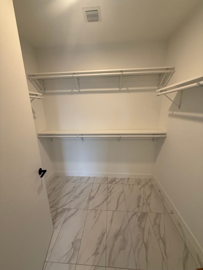 2339 NE 173rd St unit A20, North Miami Beach, FL 33160 - photo 6