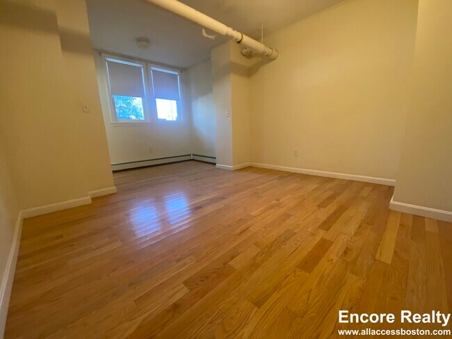 1640 Commonwealth Ave, Boston, MA 02135 - photo 7