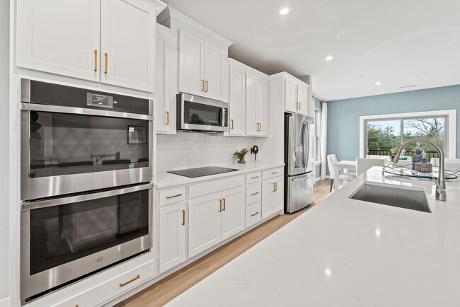 13500 Innovation Station Loop unit 36395958, Herndon, VA 20171 - photo 7