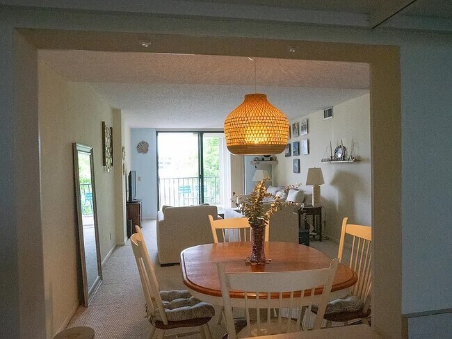 890 N Federal Hwy unit 406, Lantana, FL 33462 - photo 5