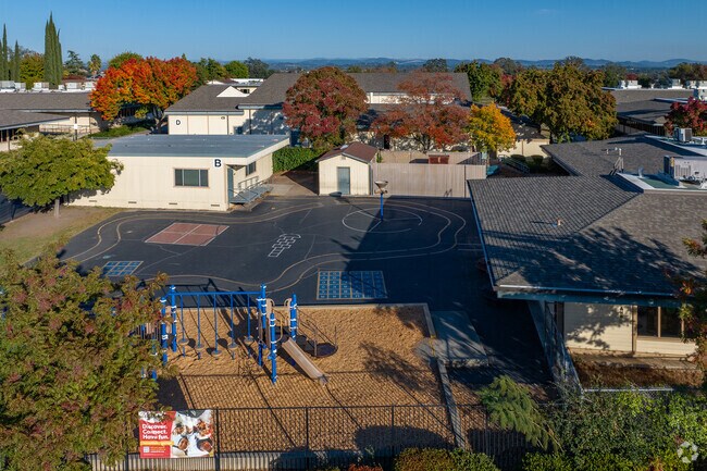 Your kids will enjoy learning in the inspiring atmosphere of Parker Whitney Elementary School.