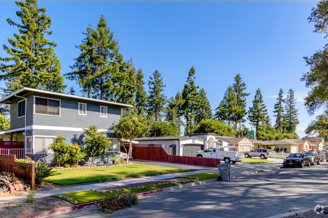 Bascom-Forest's location is perfect for anyone seeking fun in San Jose.