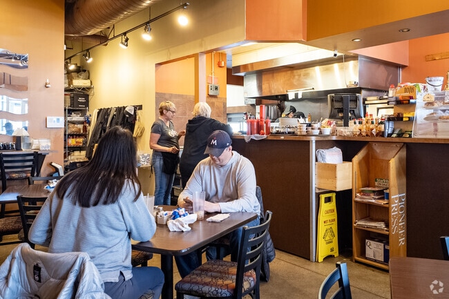 Diamond Path residents can grab some breakfast any day of the week at Suzie's Kitchen.