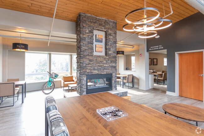 The Gateway Flats at Manhattan Harbour, Dayton, KY 41074 - photo 4