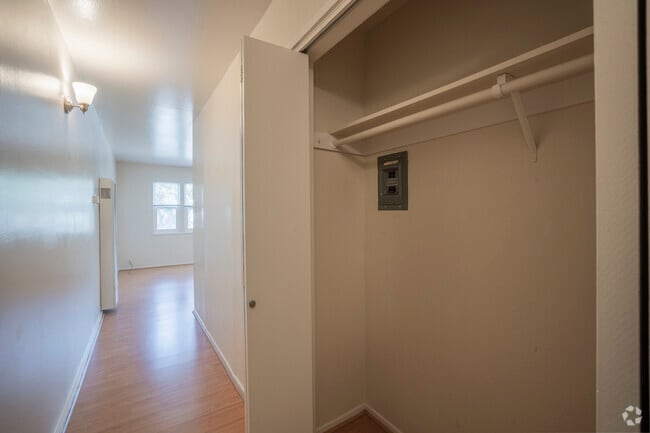 2500 Dana St, Berkeley, CA 94704 - photo 2