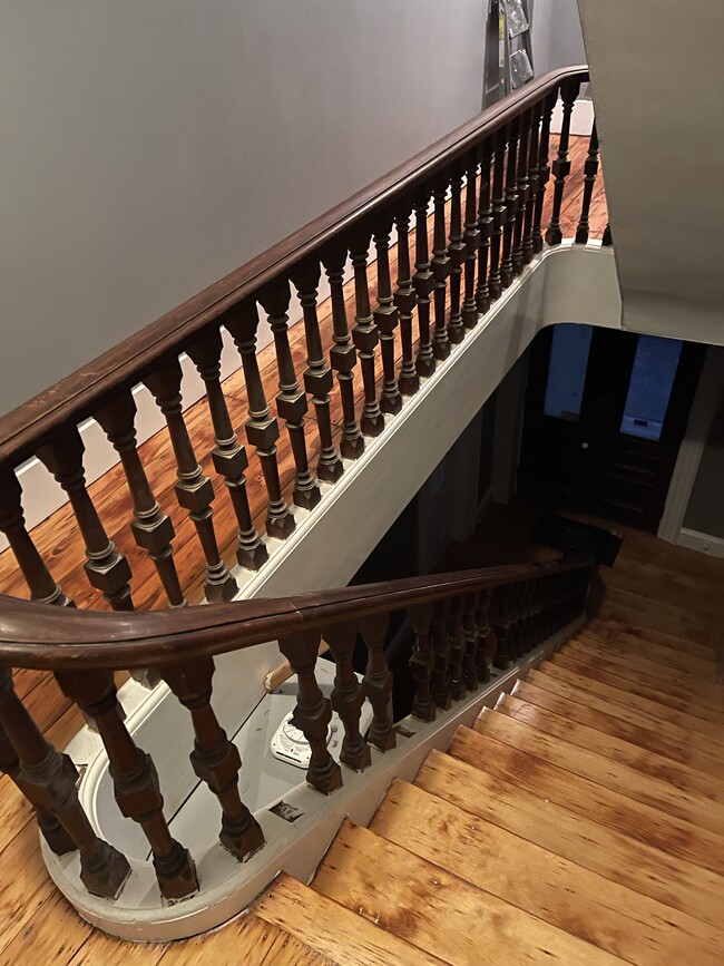 Stairway top at Unit2