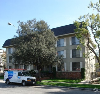 366 S Mentor Ave, Pasadena, CA 91106