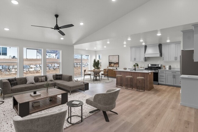 192 E 610 N, Providence, UT 84332 - photo 3