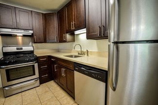 455 Old Bridge Rd, Bensalem, PA 19020