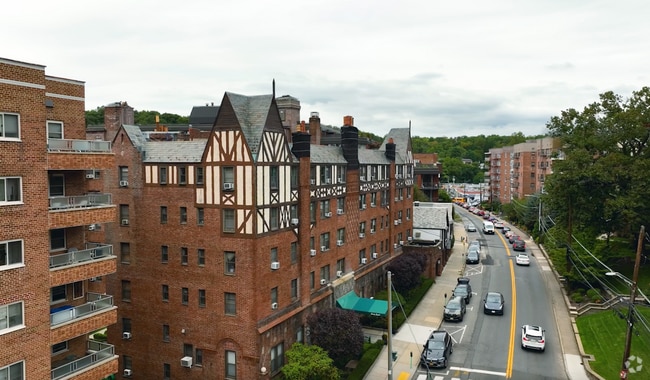 neighborhood_Hartsdale_537766_phase2_101724_v03