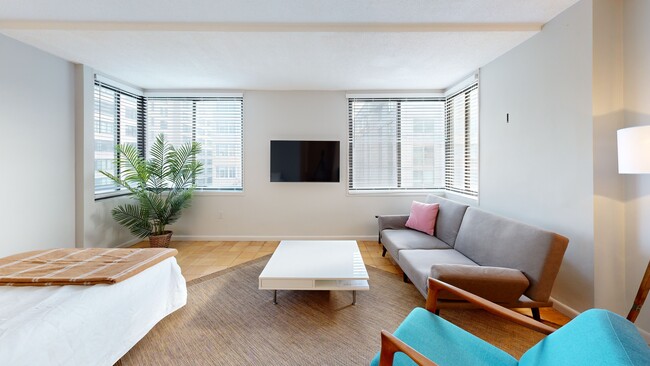 The Monroe House Condos unit 506, Washington, DC 20006 - photo 2