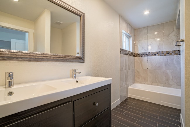 10490 W Dakota Ave, Lakewood, CO 80226 - photo 2