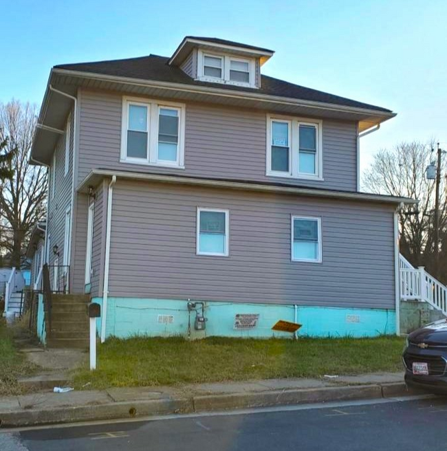3247 Magnolia Ave, Halethorpe, MD 21227